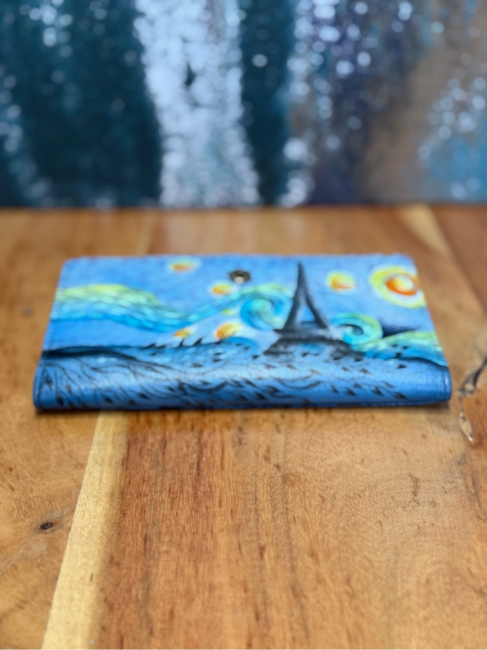 Anuschka Artistic “Love in Paris” Leather Organizer Wallet - Picture 8 of 12